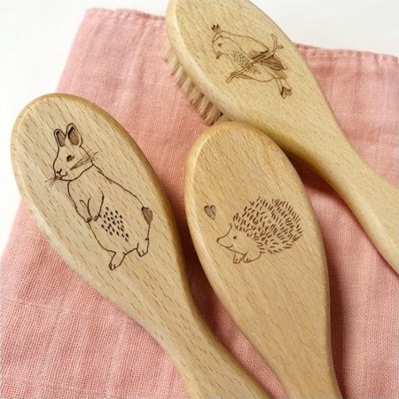 Barnabé aime le café - Barnabé aime le café - Brosse à cheveux hérisson en hêtre et poils de soie