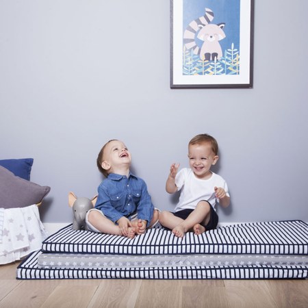 BABY TO LOVE - Matelas Nomade Blue Stripes - 60 x 120 cm