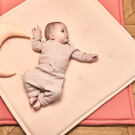 Charlie Crane - Tapis de jeu Tami Marsala (95 x 95 cm)