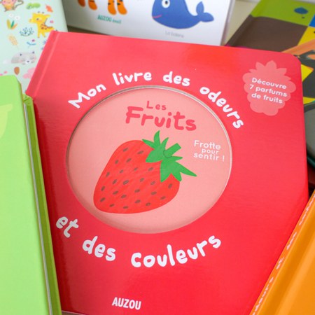 Auzou Editions - Mon livre des odeurs et des couleurs : les fruits