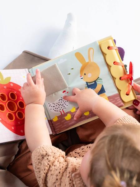 Taf Toys - Livre d'activités jardin multicolore