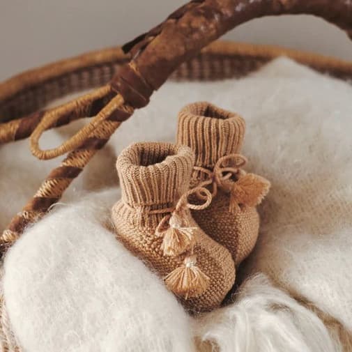 Gentil coquelicot Paris - Chaussons bébé en maille | Noisette