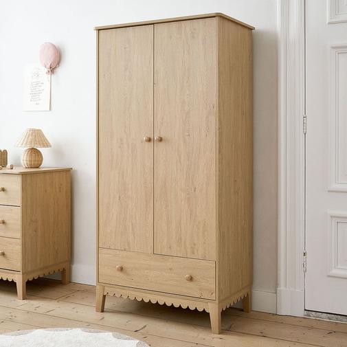 Petite Amélie - Petite Amélie Armoire-penderie enfant Cannelle | bois de chêne naturel et hêtre massif | avec tiroir et penderie | pour chambre de bébé et enfant