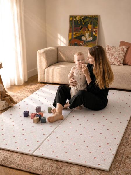 Vertbaudet - Grand tapis d'activités pliable petit cœur