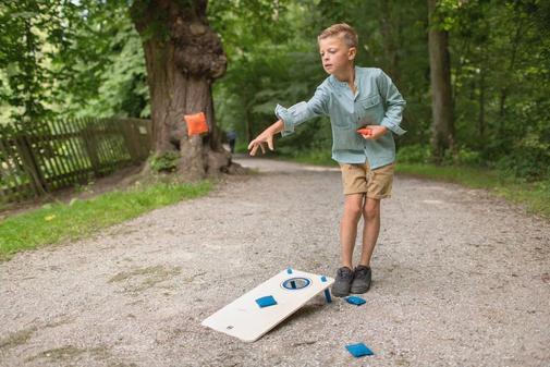 BS Toys - Cornhole En Bois Fsc - Jeu D'adresse Pour Enfant - Jeu Extérieur Multicolore