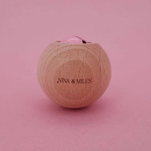 Nina And Miles - HOCHET JINGLA BOULE