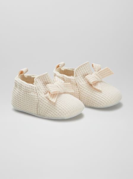 Kiabi - chaussons 3/6 mois