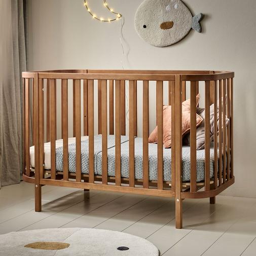Petite Amélie - Petite Amélie Lit Bébé Ovale Cocoon | Bois | Brun Noyer | 60x120 cm | Lit bébé rond élégant et durable avec hauteurs réglables pour la chambre