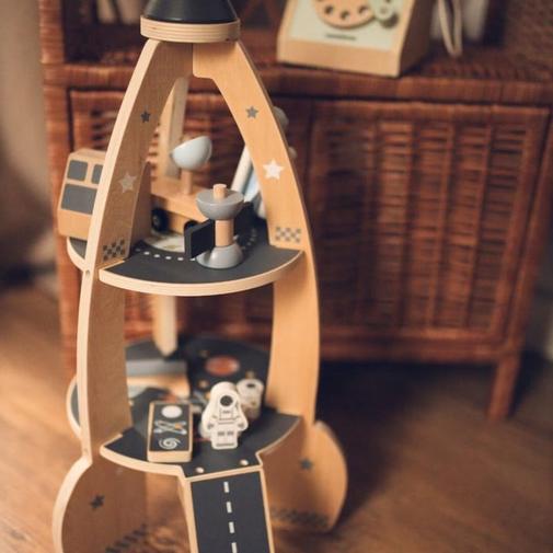 Mamabrum - Grande fusée spatiale bois +accessoires