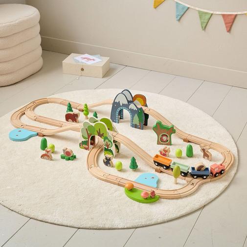 Petite Amélie - Petite Amélie Circuit train en bois Forêt | Jouet créatif pour enfant 3 ans | Multicolore | 62 pièces avec ponts et train en quatre parties