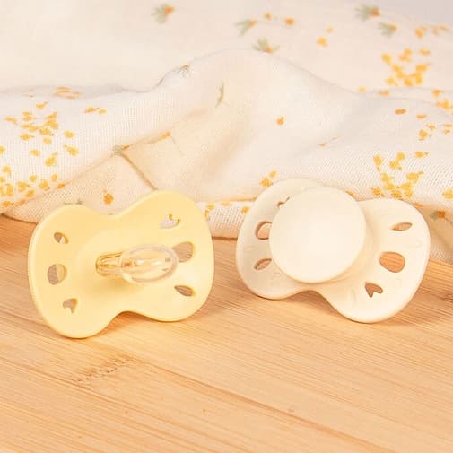 Biolane - Sucette Anatomique Essentielle - 0-6 Mois - Lot De 2 Jaune + Beige