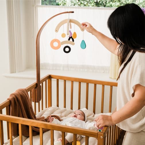 Petite Amélie - Petite Amélie | Coffret de jeux Montessori Play & Grow | Développement sensoriel | Noir et blanc | 0-3 mois | Kit d'éveil complet pour bébé