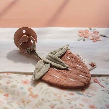 Little Dutch - Doudou Attache Sucette Fraise Fairy Garden - Rouge