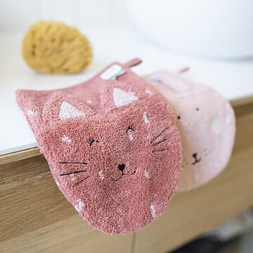 Trixie - Lot de 2 Gants de Toilette - Mrs. Cat & Mrs. Rabbit