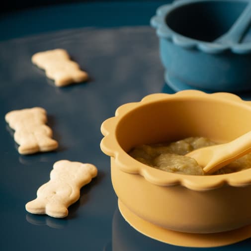 Amadeus Les Petits - Mon coffret repas  en silicone jaune