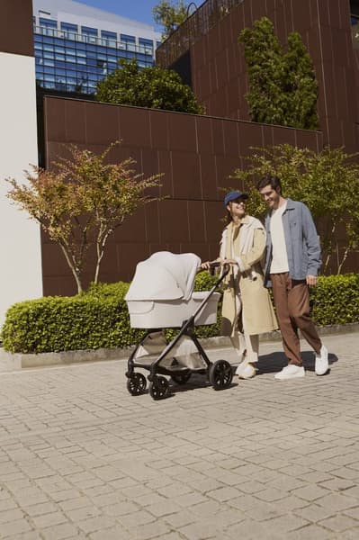 Chicco - Trio Bellagio - First-Seat Recline i-Size