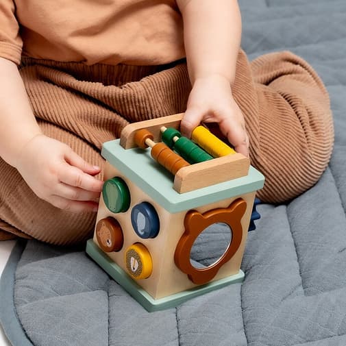 Trixie - Petit cube d'activité en bois All animals