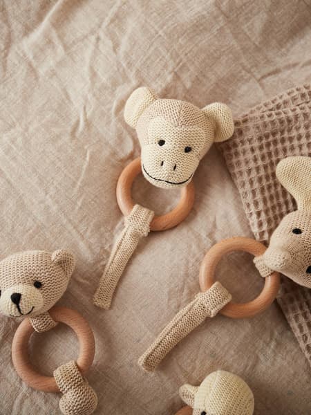 Bieco - Hochet Peluche Faon Ella, Anneau Dentition Bois Singe