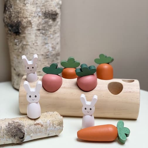 Egmont Toys - Jeu à encastrer buche, lapins et légumes