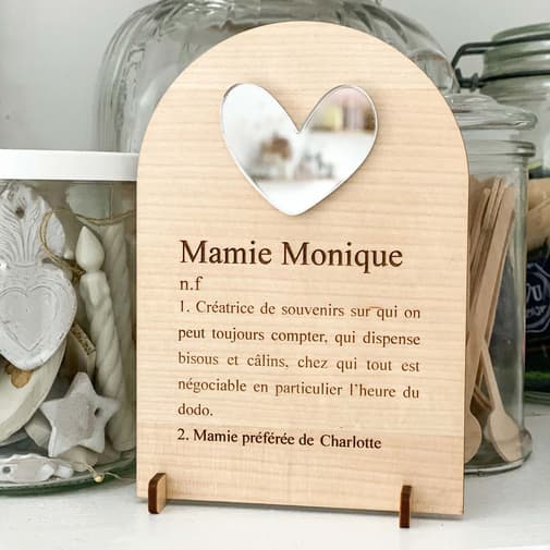 HappyBulle - Cadre Mamie personnalisé bois gravé avec coeur acrylique miroir argenté 10x15 cm