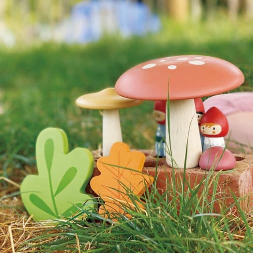 Tender Leaf - Famille de gnomes et forêt en bois
