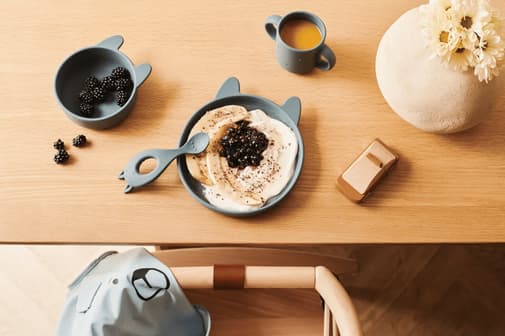 Liewood - Coffret repas en silicone Vivi - Rabbit whale blue