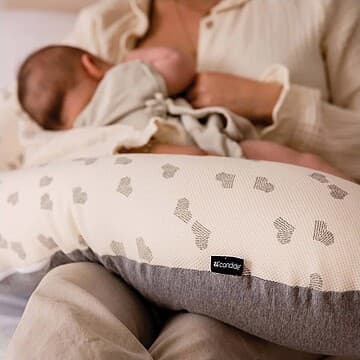 Candide - Coussin de Maternité et d'Allaitement Jersey - Coeurs Gris