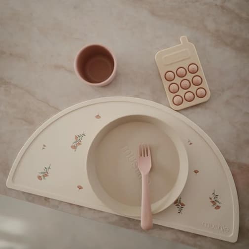 Mushie - Set de table en silicone Pink Flowers
