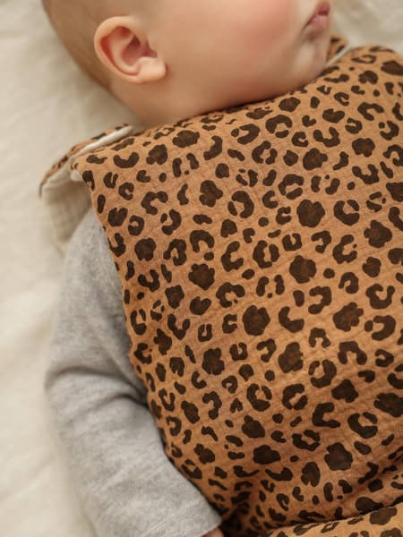 Envie De Fraise - Gigoteuse été réversible en gaze de coton écru/léopard