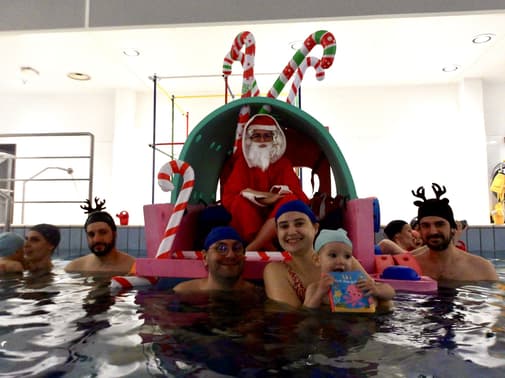 cagnotte minipouce - 1 an de bébés nageurs