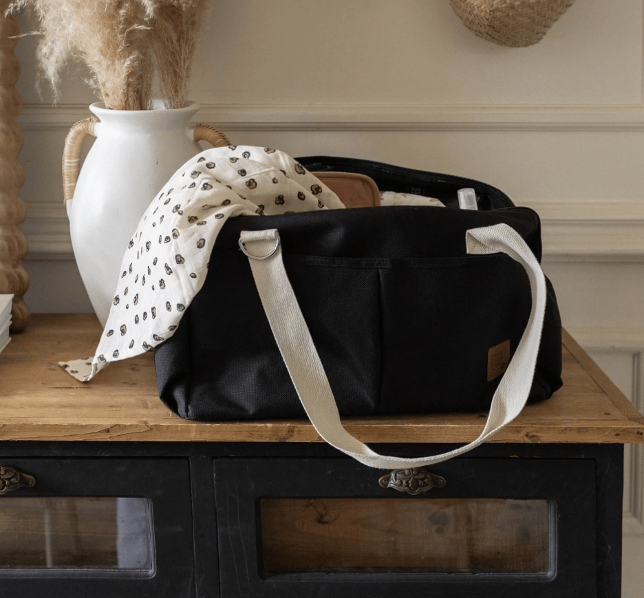 Sac à langer à bandoulière avec tapis nomade + housse isotherme (Trois Kilos Sept) - Image 1