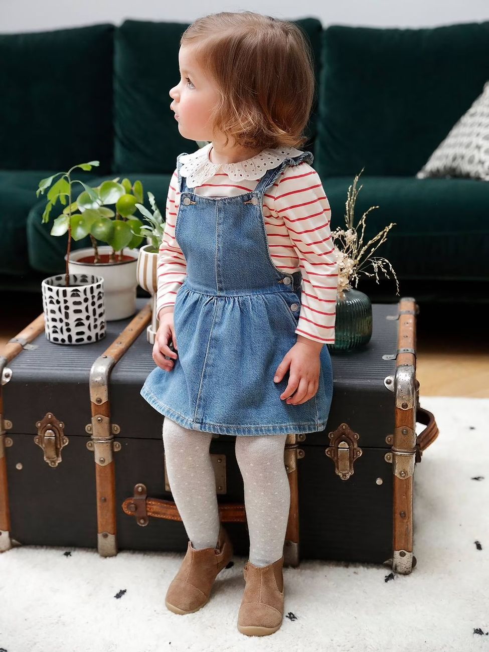 Robe salopette bébé en denim bretelles volantées stone (Vertbaudet) - Image 1