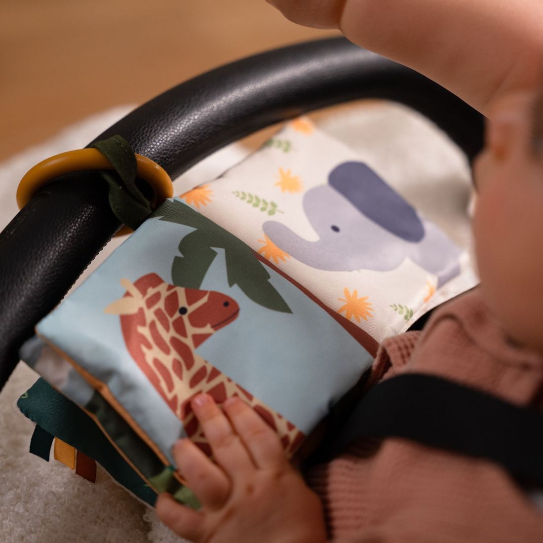 Livre en tissu bébé Jungle (Little Big Friends) - Image 5