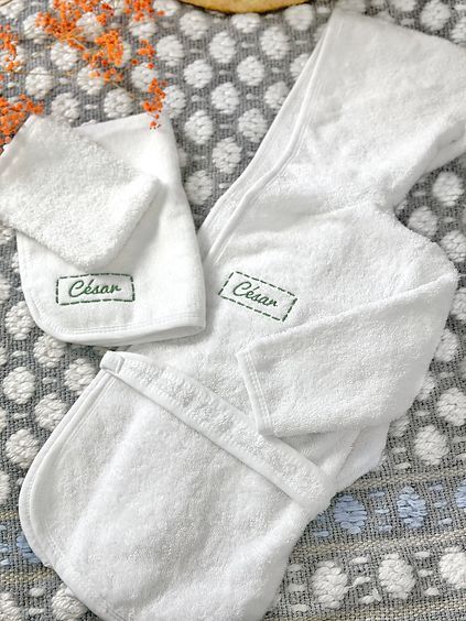 Le bain, peignoir - serviette - gant (Maison Pioline) - Image 1