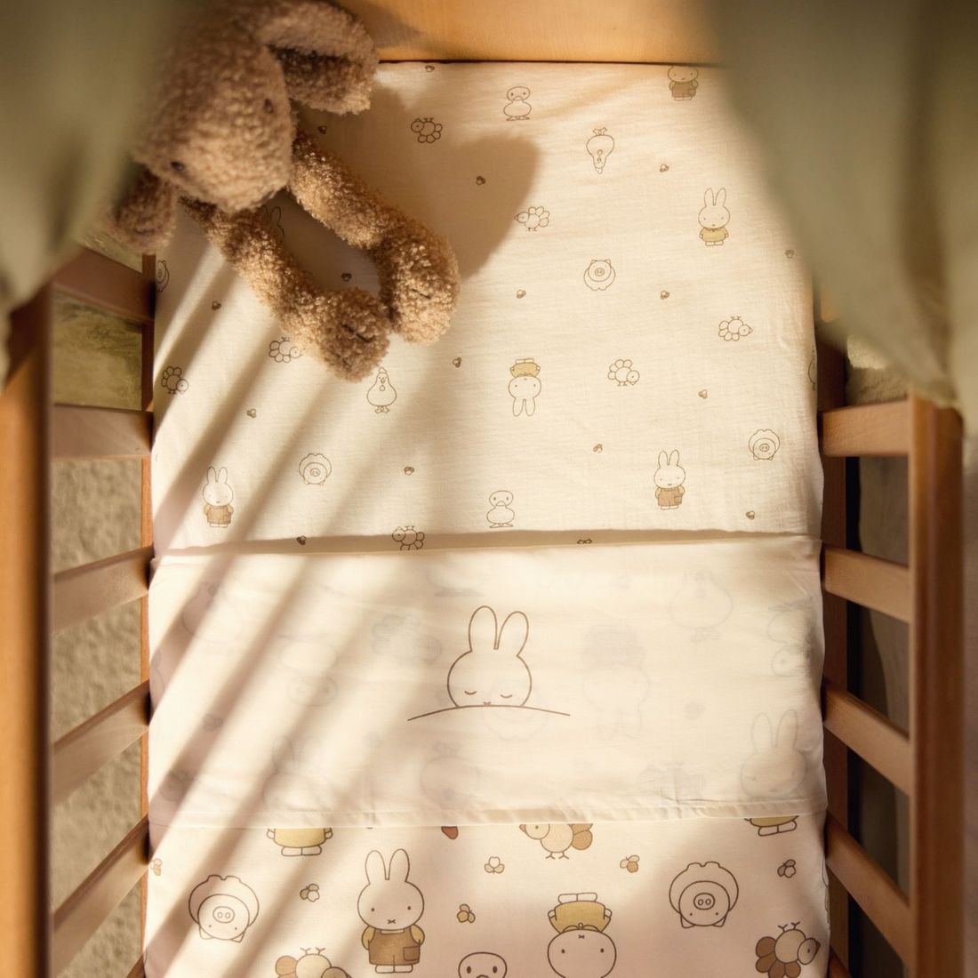 Drap housse en jersey Miffy Family Farm (40 x 80 cm) (Jollein) - Image 5