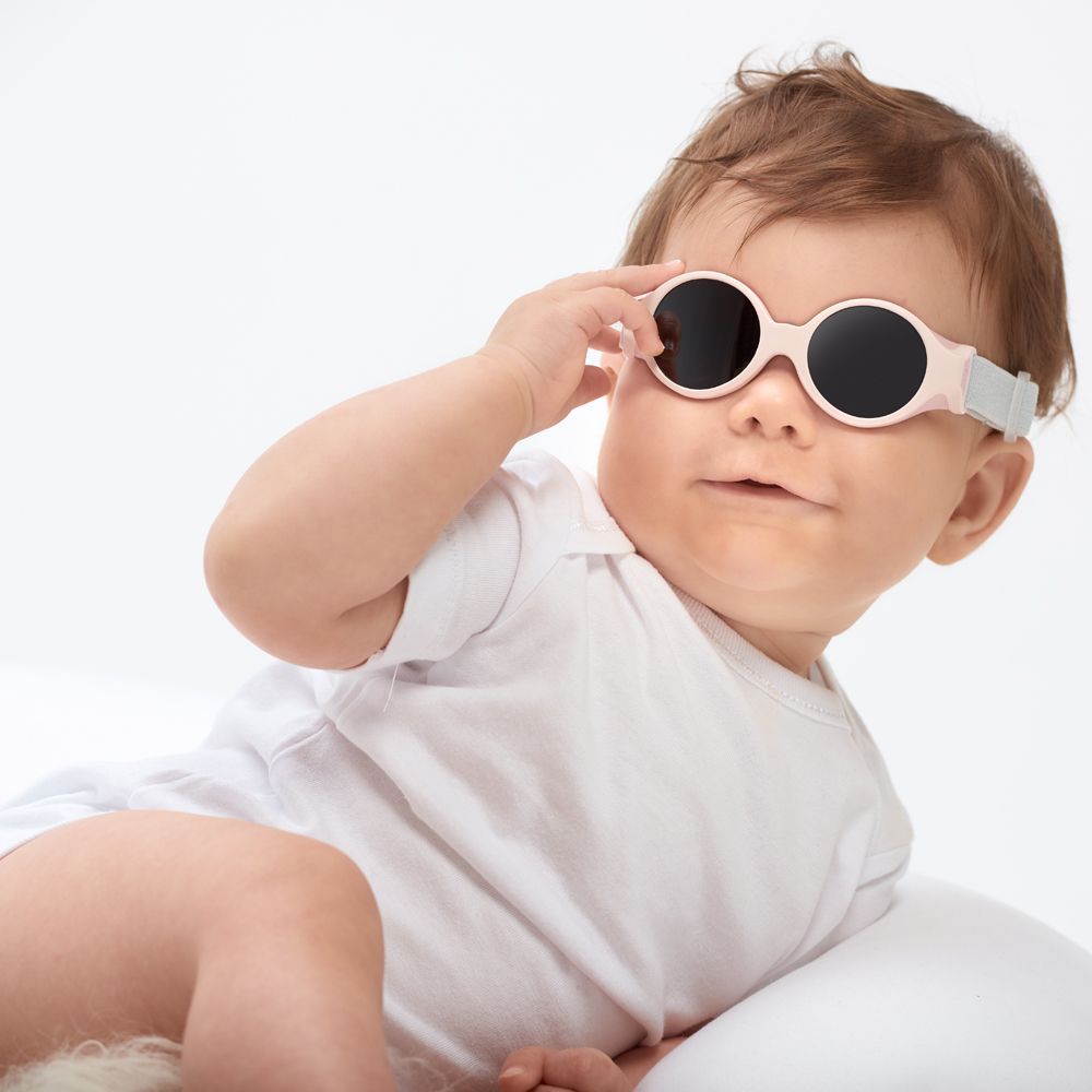 Lunettes de soleil bandeau Glee rose dragée (0-9 mois) (Béaba) - Image 1