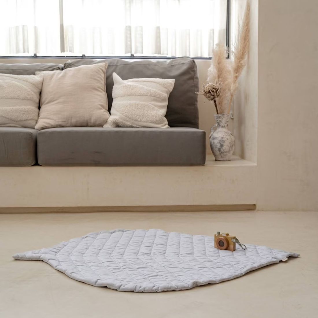 Tapis Feuilles Gris (ToddleKind) - Image 1