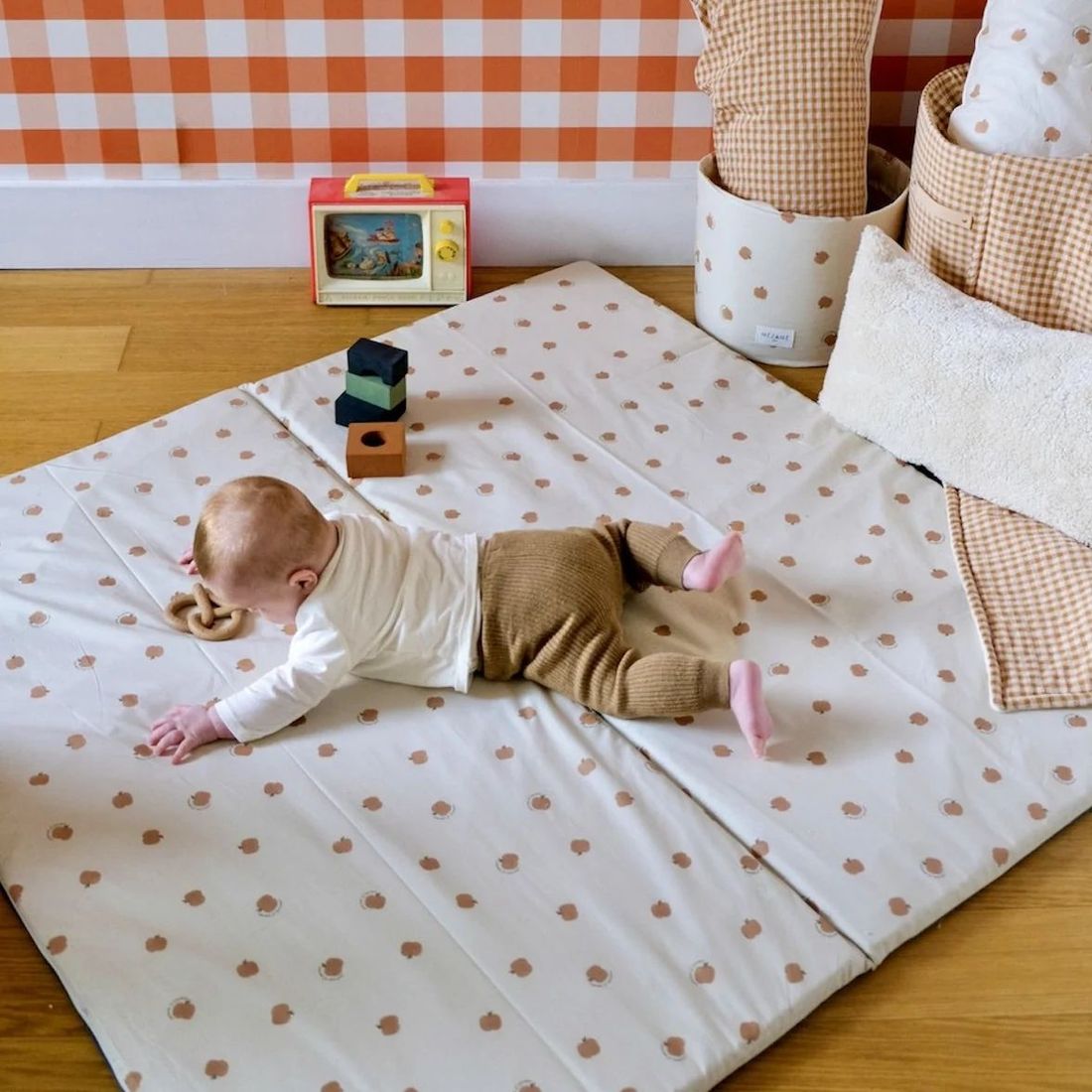 Tapis de vie Pomme d'Amour (Mezamé Paris) - Image 1
