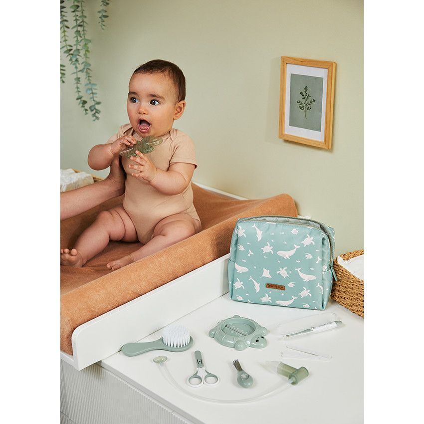 Trousse de soin 8en1 Little Lagoon - Vert (Prémaman) - Image 4