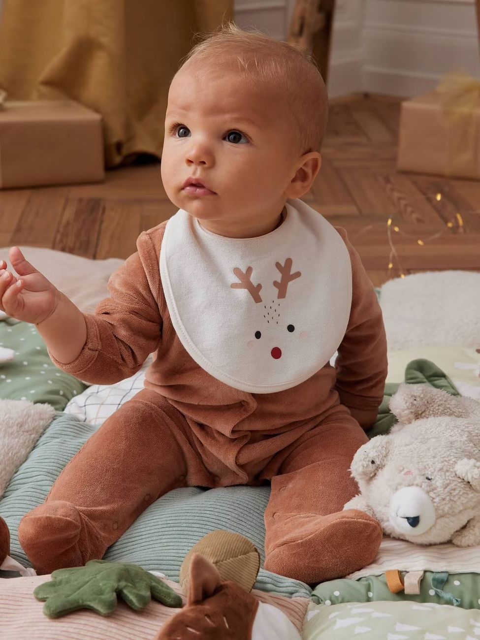 coffret Noël pyjama bébé et bavoir renne noix de pécan (Vertbaudet) - Image 2