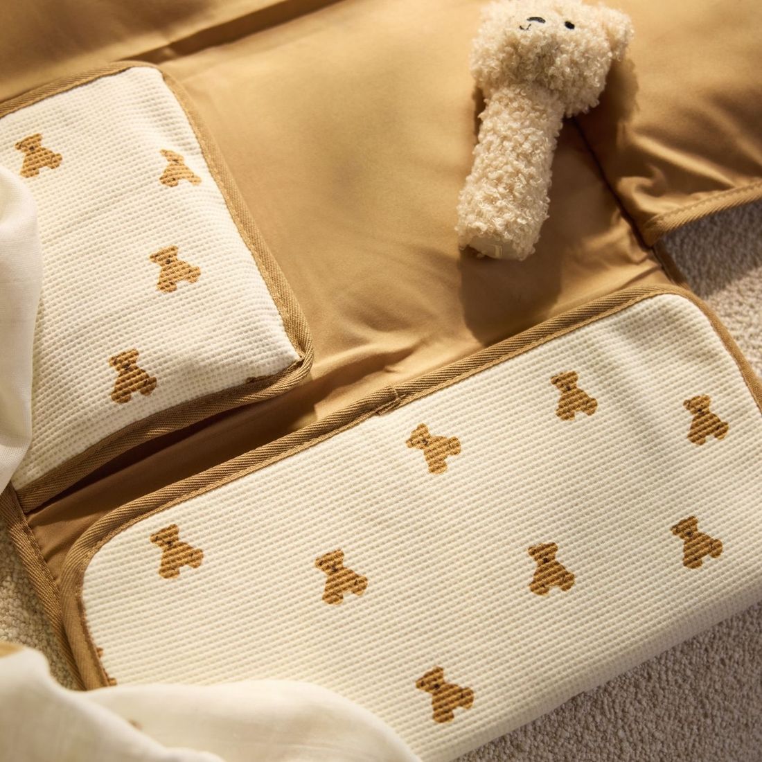 Tapis à langer nomade Little Waffle Mini Teddy Bear (Jollein) - Image 1