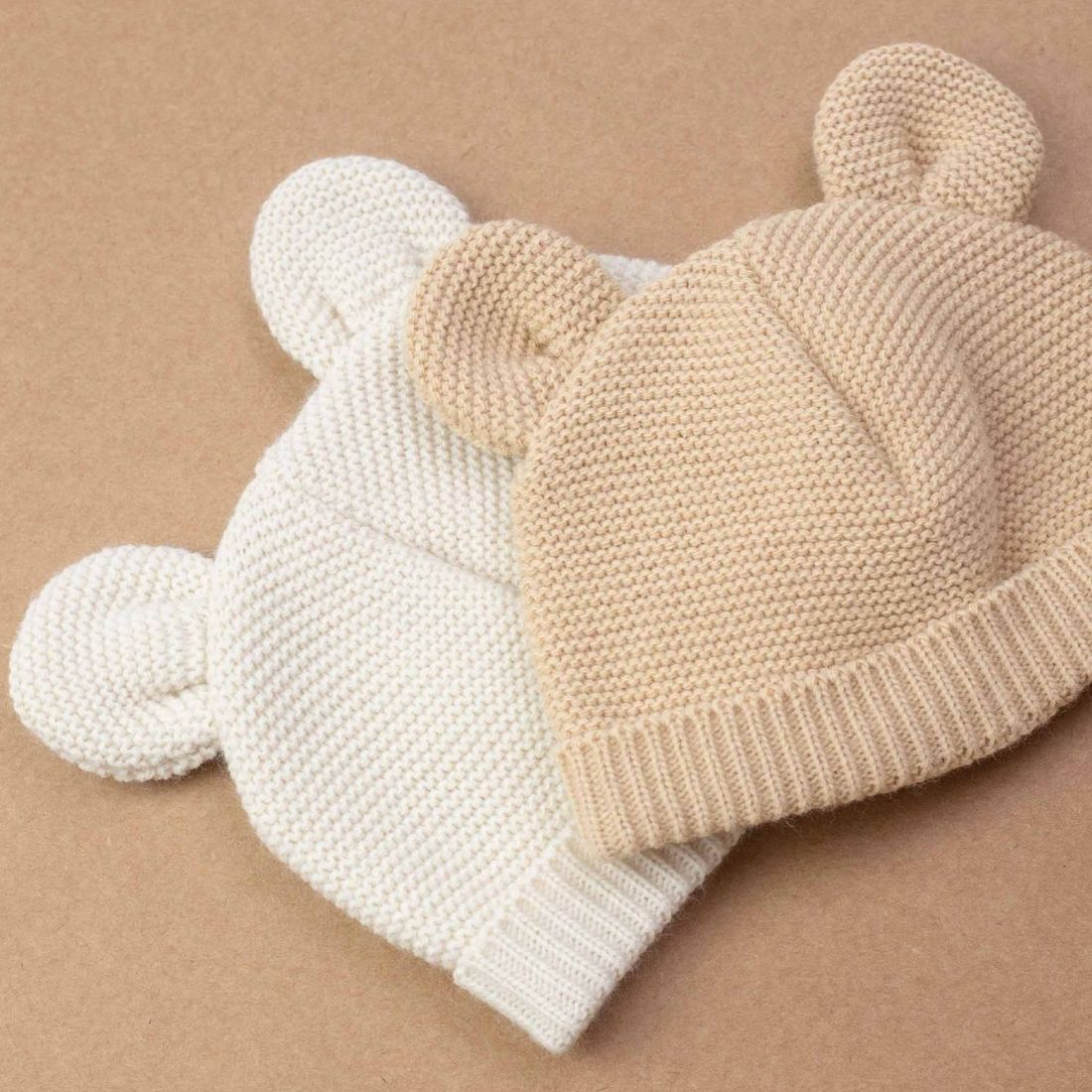 Bonnet de naissance Ours en maille Sable (0-1 mois) (Trois Kilos Sept) - Image 4
