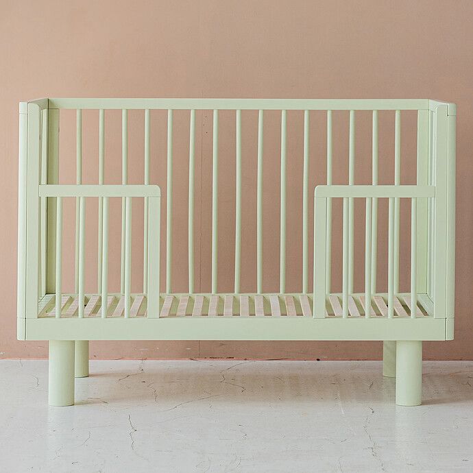 Lit Bébé Evolutif Nox Pistache - 60 x 120 cm (Karl & Fric) - Image 3