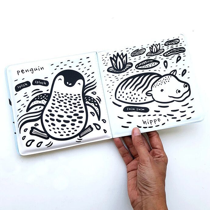 Livre de Bain Color Me - Who's in The Water (Wee Gallery) - Image 3