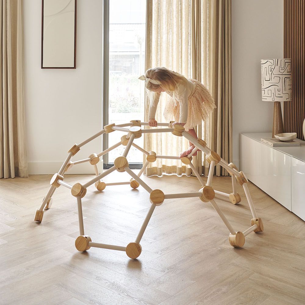 Petite Amélie | Dôme d'escalade Igloo | Bambou durable | Bois et blanc | 150x60 cm | Structure de jeu robuste pour enfants pour le jardin et maison (Petite Amélie) - Image 7