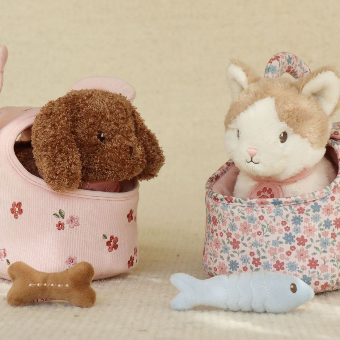 Peluche chat avec sac de transport Marley (Little Dutch) - Image 3