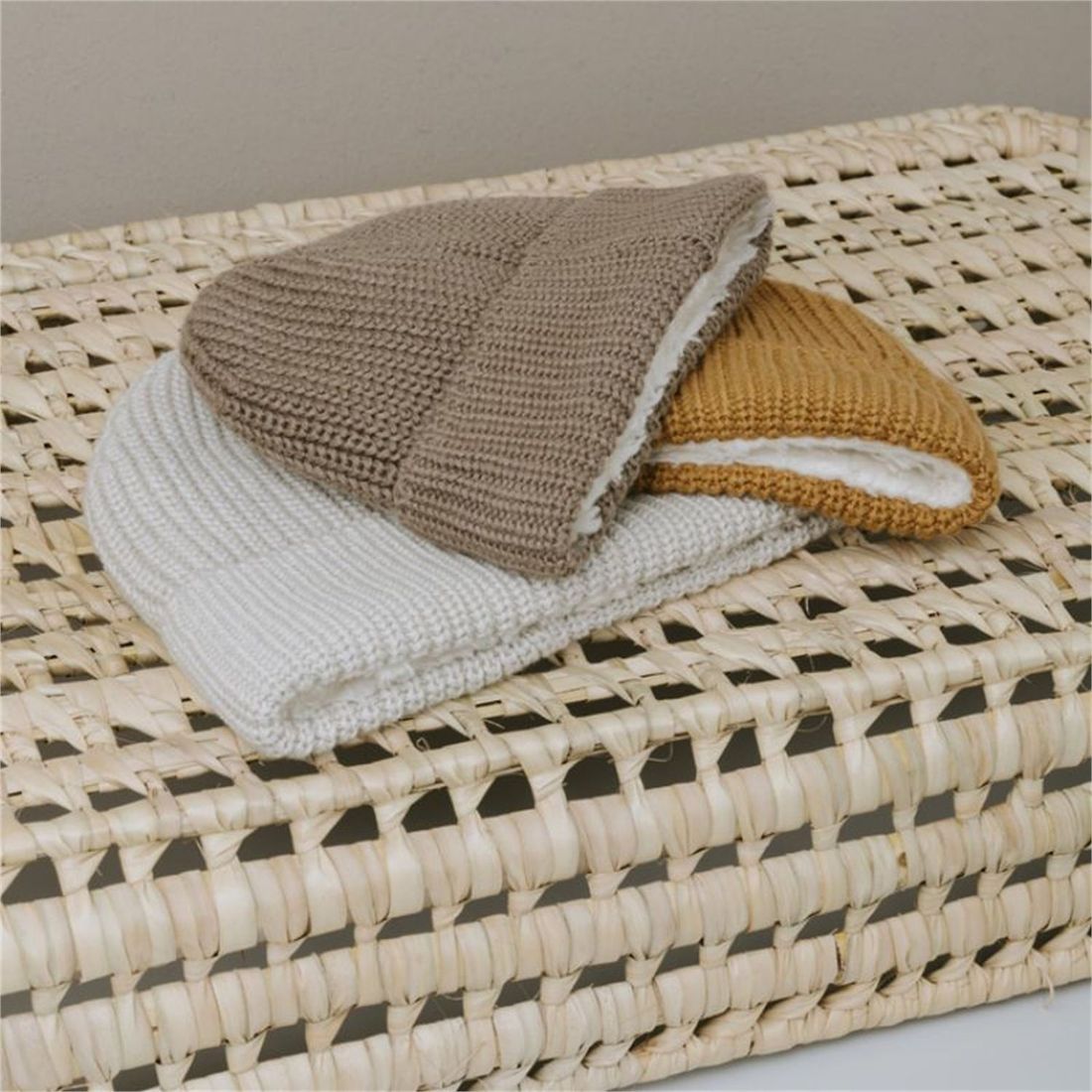 Bonnet bébé en teddy coton bio Soul Caramel (0-3 mois) (Baby's Only) - Image 5