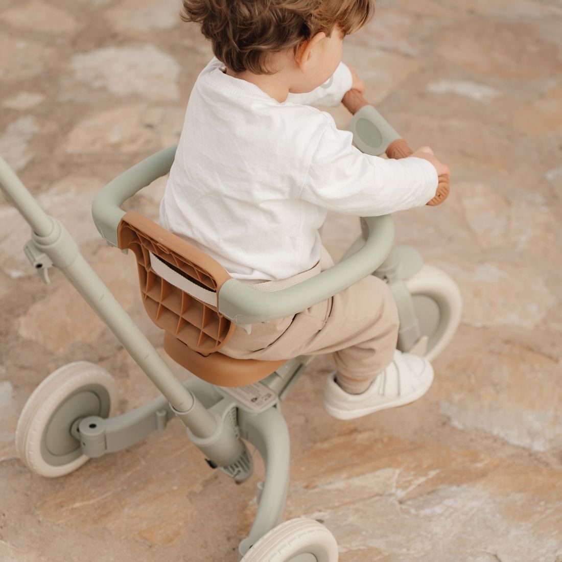 Tricycle 4 en 1 Pure Sauge (Little Dutch) - Image 5