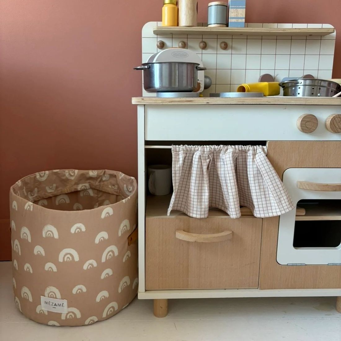 Mini Ciao Bazar Arc en Pêche (Mezamé Paris) - Image 1
