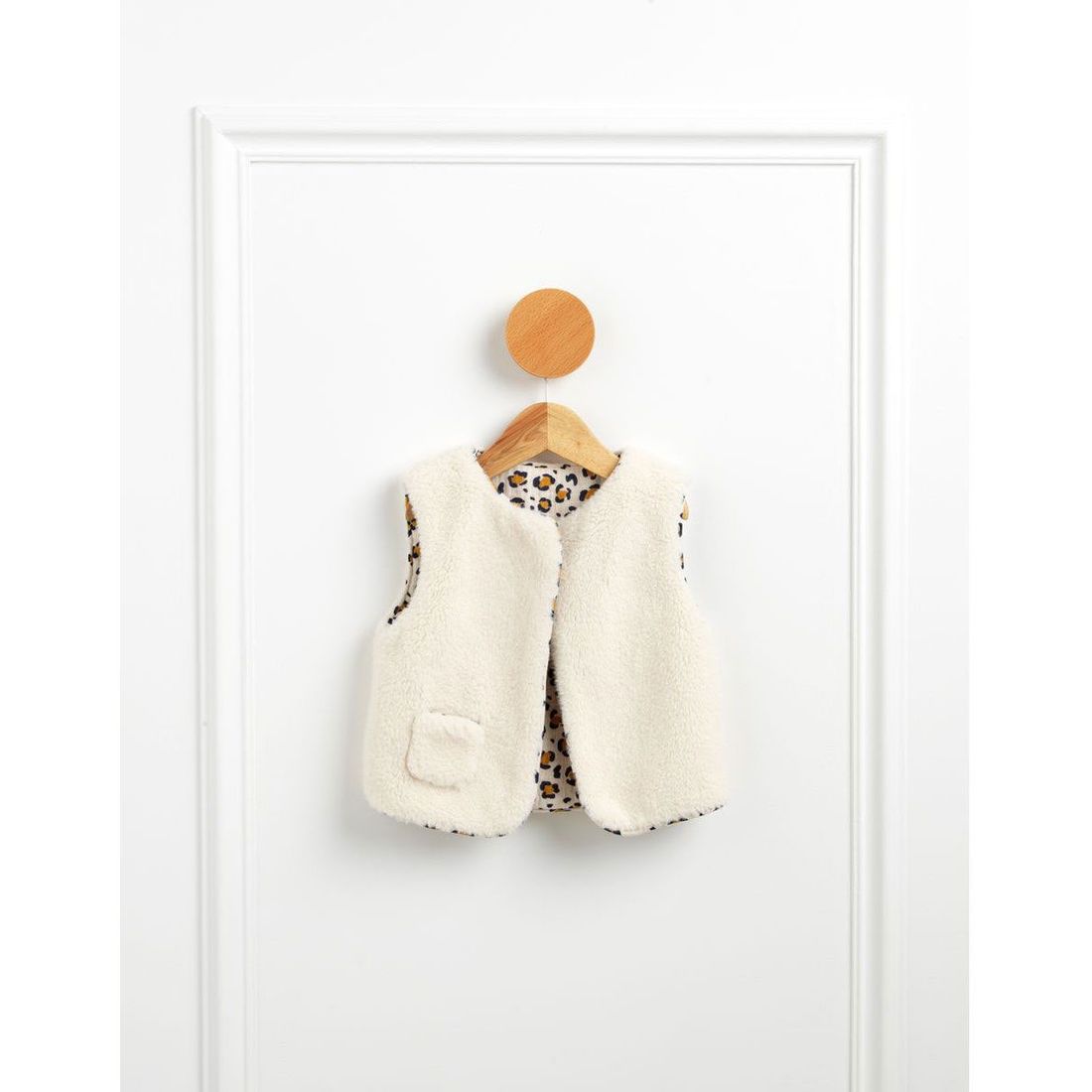 Gilet sans manches bébé en sherpa et gaze de coton Léopard (Sauthon) - Image 4